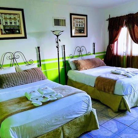 Hotel Rancho Viejo Chihuahua Kültér fotó