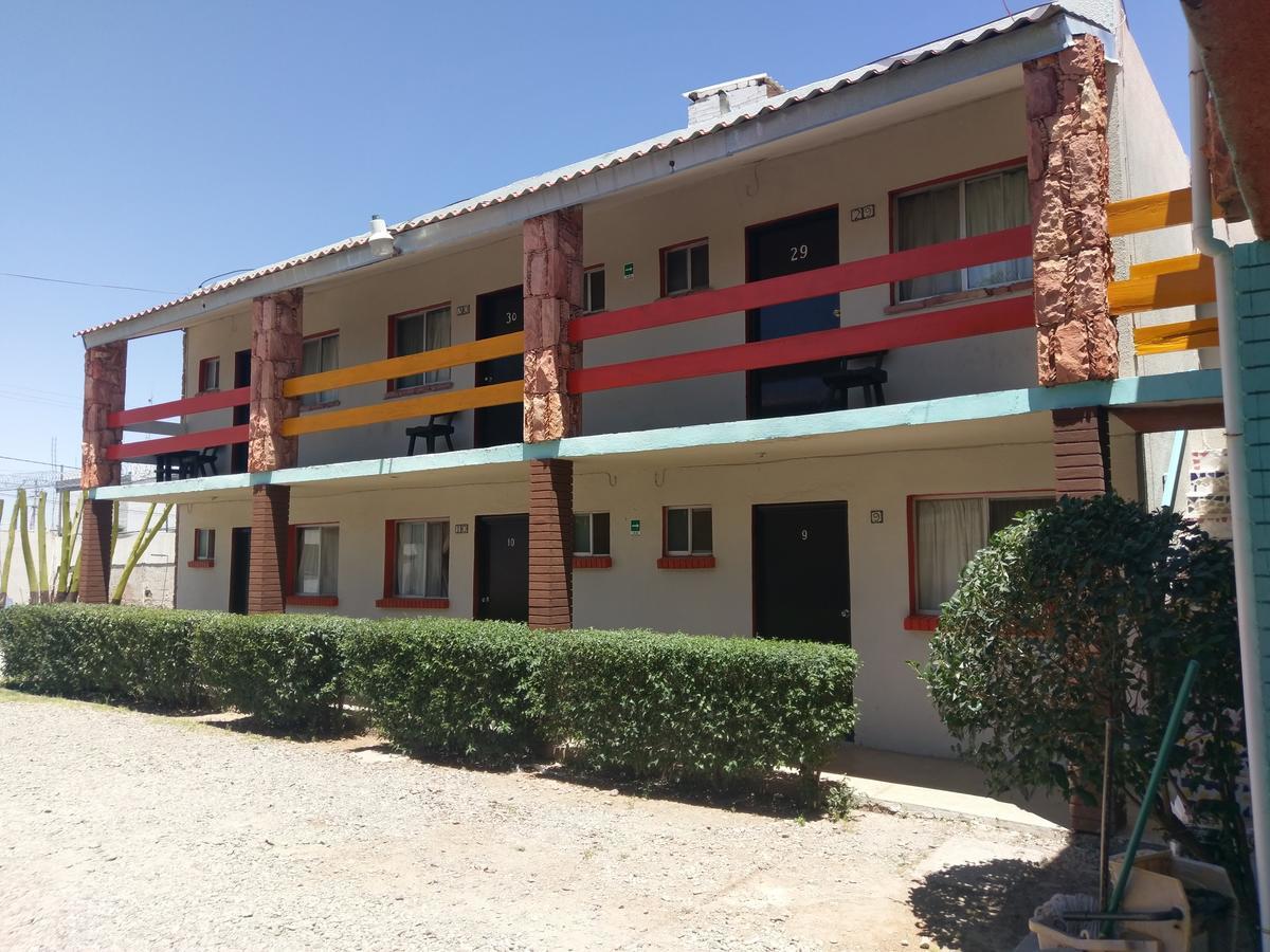 Hotel Rancho Viejo Chihuahua Kültér fotó